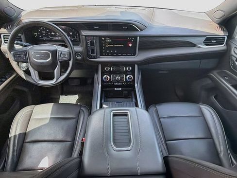 Used 2022 GMC Yukon Denali AWD/4WD image 17