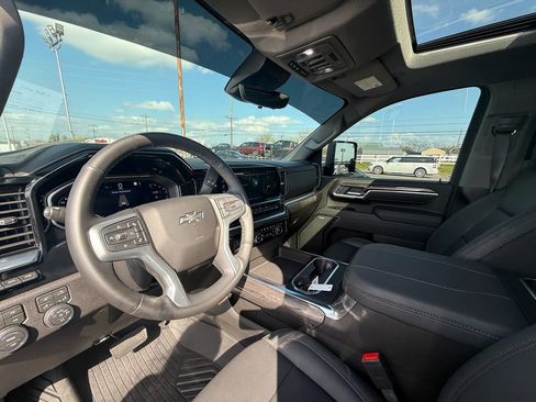 Used 2026 Chevrolet Silverado 2500 LTZ w/ Trail Boss Package image 16