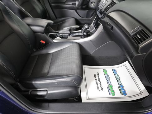 Used 2016 Honda Accord Sport image 26