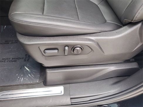 Certified 2022 Chevrolet Silverado 1500 LTZ image 22