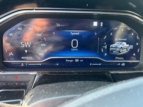 Used 2022 Chevrolet Silverado 1500 LT AWD/4WD image 15