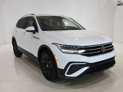 Used 2024 Volkswagen Tiguan SE