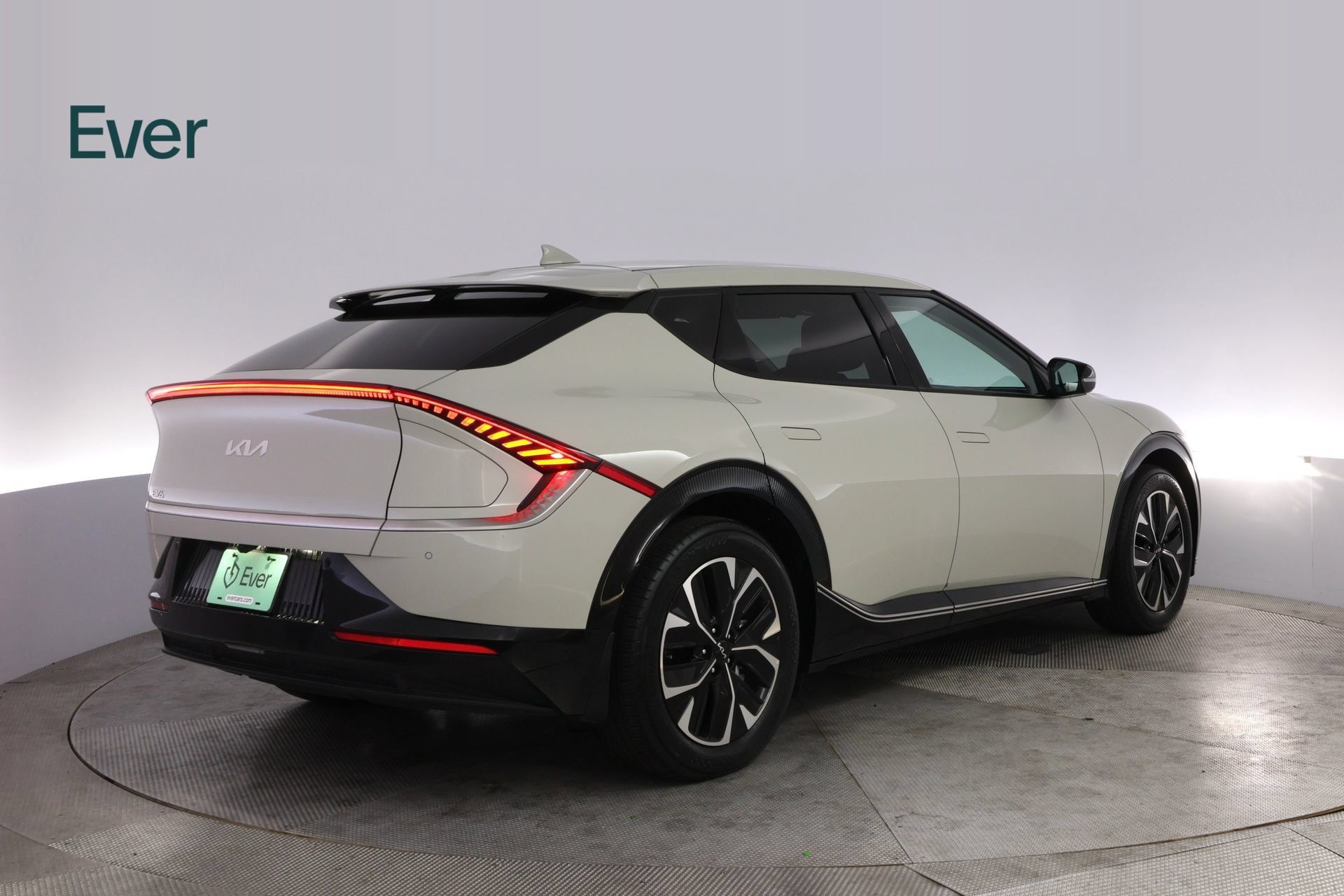 Used 2024 Kia EV6 Wind RWD image 3
