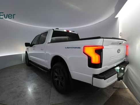 Used 2025 Ford F150 Lightning Flash AWD/4WD image 3