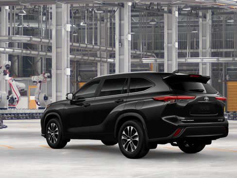 New 2026 Toyota Highlander XLE AWD/4WD image 8