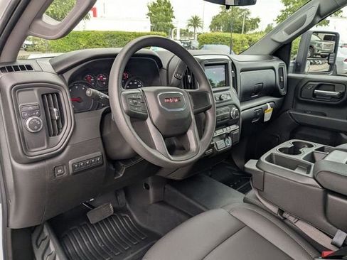 New 2025 GMC Sierra 2500 Pro RWD image 10