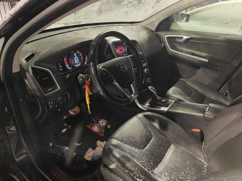 Used 2016 Volvo XC60 T5 Premier image 7