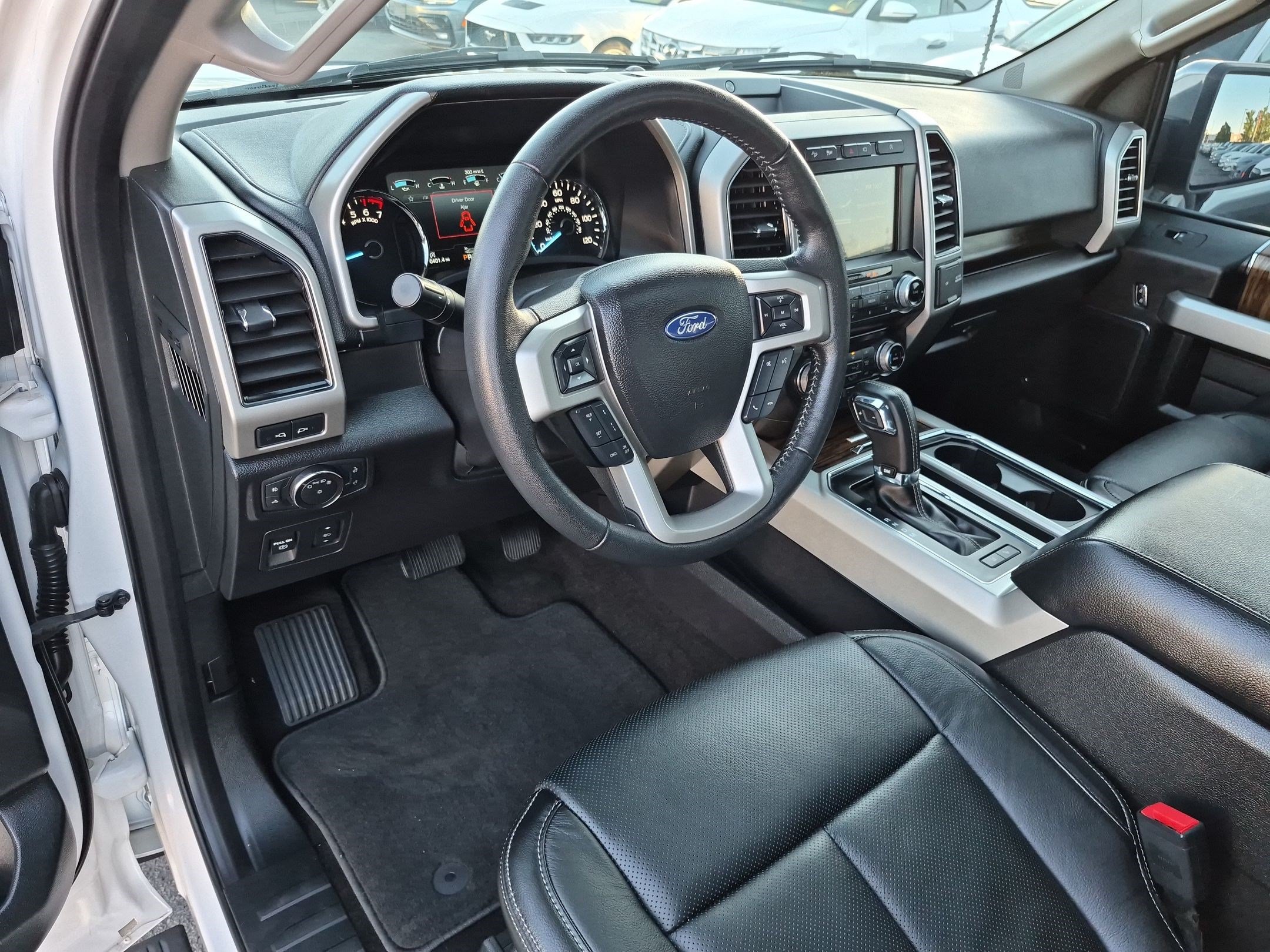 Used 2018 Ford F150 Lariat w/ Equipment Group 502A Luxury AWD/4WD image 16