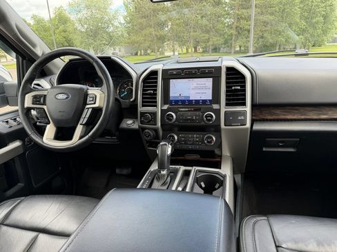 Used 2020 Ford F150 Lariat w/ Equipment Group 502A Luxury AWD/4WD image 9