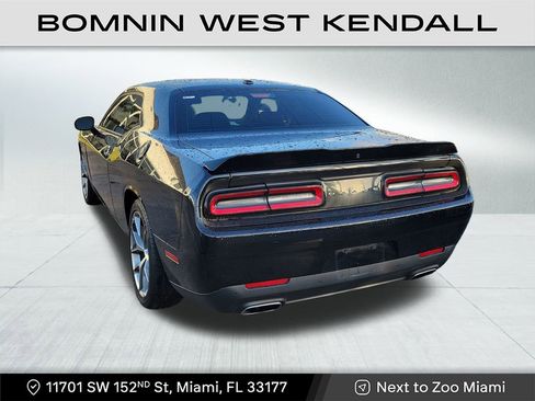 Used 2022 Dodge Challenger GT image 4