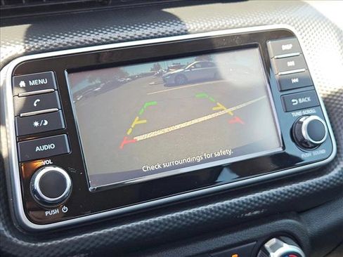 Used 2021 Nissan Kicks S FWD image 18