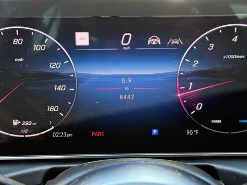 Used 2025 Mercedes-Benz C 300 Sedan image 35