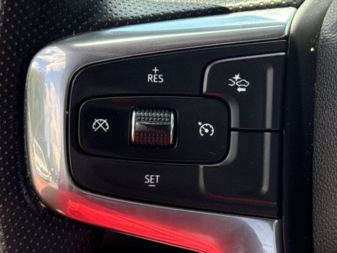 Used 2024 Chevrolet Blazer LT w/ Convenience Package FWD image 24