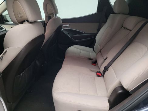 Used 2017 Hyundai Santa Fe Sport image 18