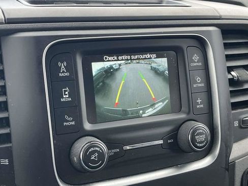 Used 2018 RAM 2500 Tradesman w/ Chrome Appearance Group image 29