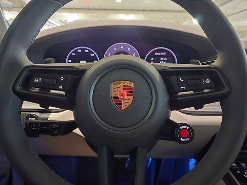 Used 2025 Porsche 911 Carrera S RWD image 25