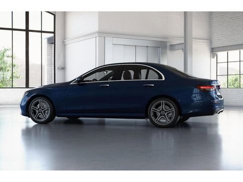 Certified 2023 Mercedes-Benz E 350 4MATIC Sedan image 33