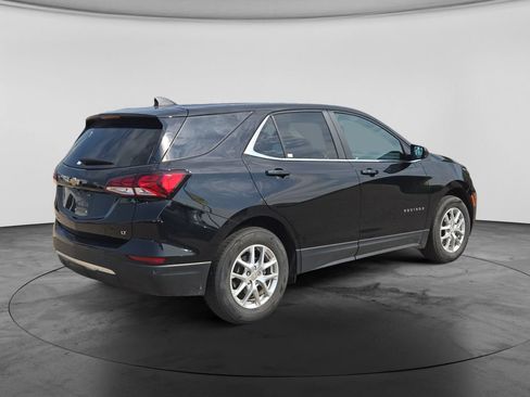 Used 2024 Chevrolet Equinox LT FWD image 9