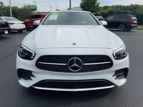 Used 2022 Mercedes-Benz E 450 Cabriolet image 2