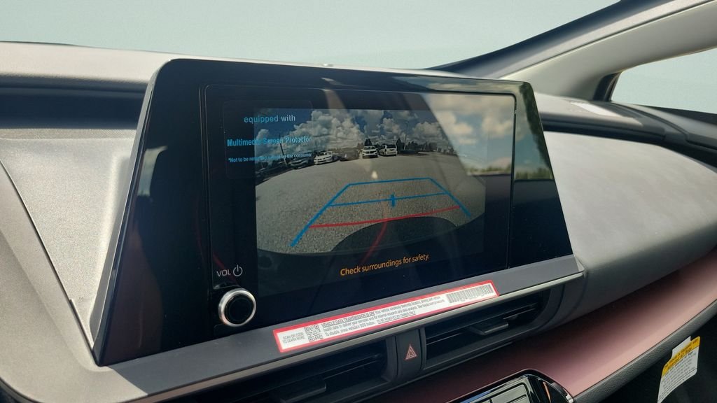 New 2027 Toyota Prius Plug-In Hybrid FWD image 17