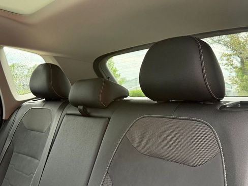 New 2026 Volkswagen Taos SE AWD/4WD image 21