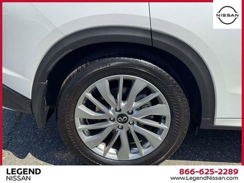 Used 2023 INFINITI QX50 Luxe AWD/4WD image 10
