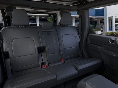 New 2026 Ford Bronco Badlands image 11