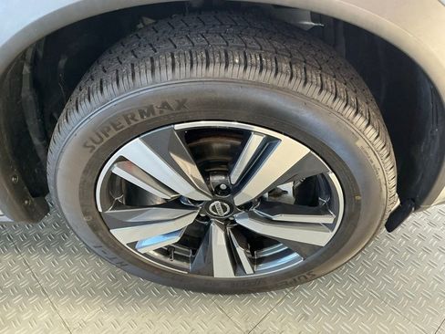 Used 2021 Nissan Rogue SL AWD/4WD image 47