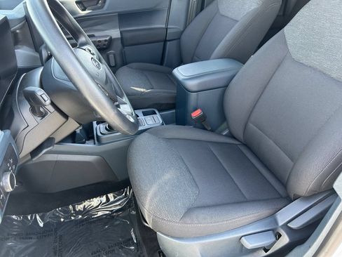 Used 2025 Ford Maverick XL w/ Equipment Group 102A AWD/4WD image 23