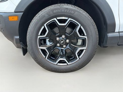 Used 2025 Ford Bronco Sport Outer Banks w/ Outer Banks Tech Package+ AWD/4WD image 34