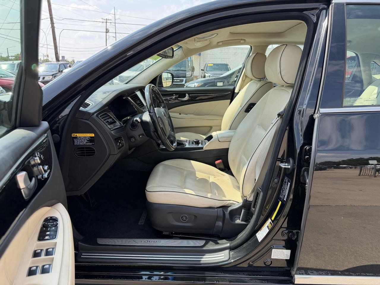 Used 2016 Hyundai Equus Signature RWD image 9