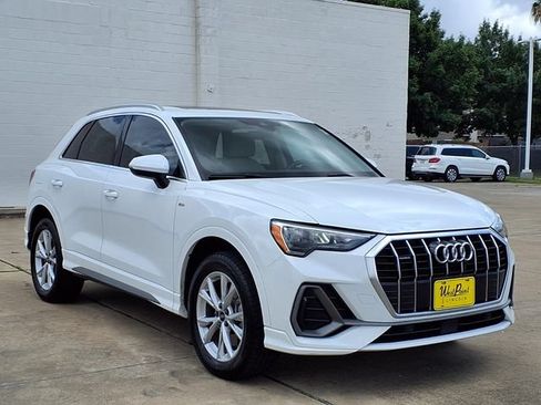 Used 2022 Audi Q3 2.0T Premium w/ Convenience Package AWD/4WD image 20