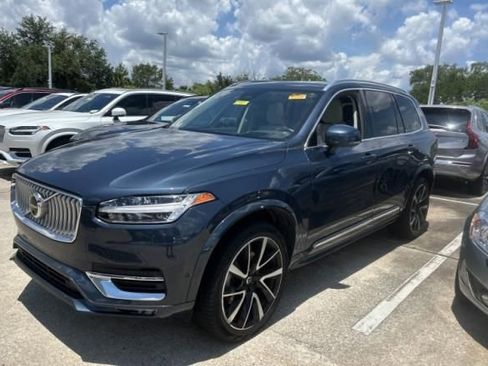 Used 2023 Volvo XC90 B5 Plus w/ Protection Package Premier AWD/4WD image 1