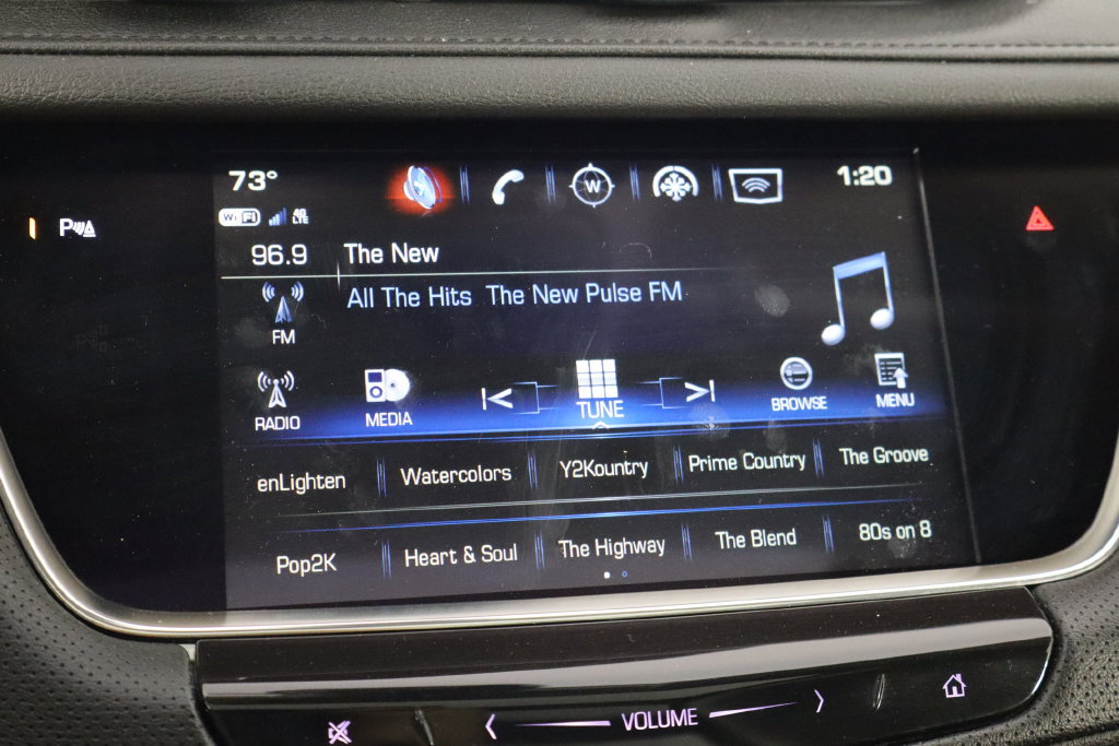Used 2018 Cadillac XT5 Luxury w/ Driver Awareness Package AWD/4WD image 33