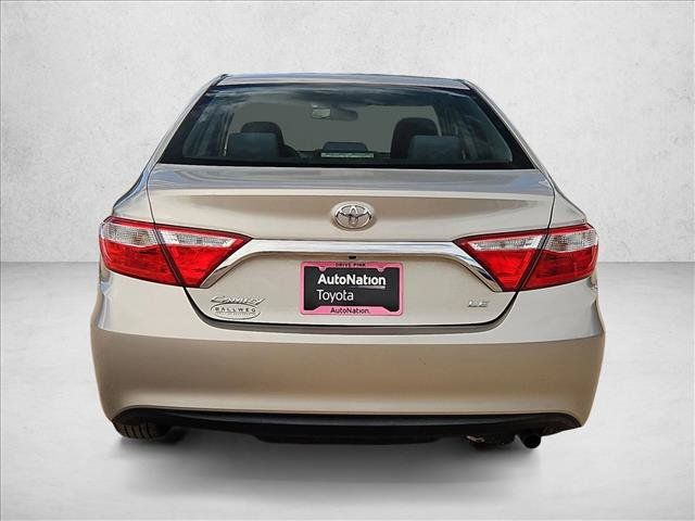 Used 2015 Toyota Camry LE FWD image 7