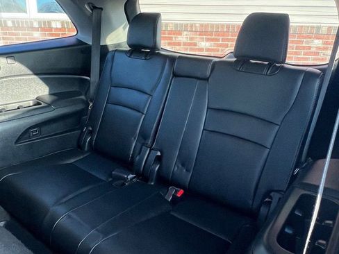 Used 2019 Honda Pilot EX-L image 12
