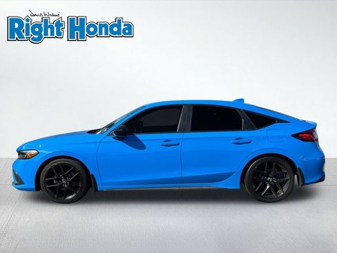 Used 2024 Honda Civic Sport image 3