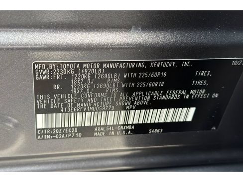Used 2021 Toyota RAV4 XSE w/ XSE Grade Weather Package AWD/4WD image 32