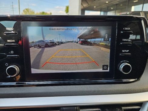 Used 2023 Kia K5 LXS image 29