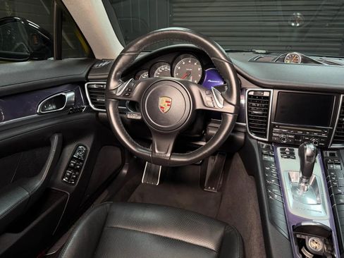 Used 2015 Porsche Panamera 4 AWD/4WD image 22