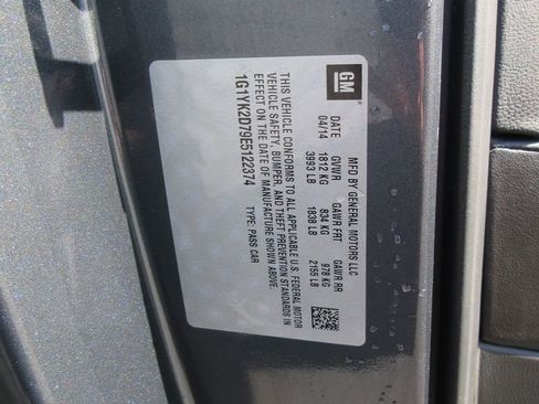 Used 2014 Chevrolet Corvette Stingray Coupe w/ 2LT Preferred Equipment Group image 21