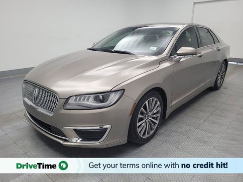 Used 2020 Lincoln MKZ image 1