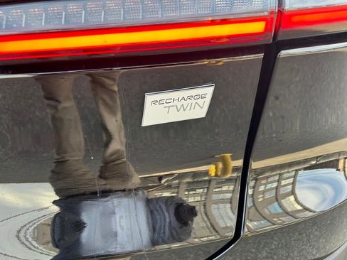 Certified 2022 Volvo C40 P8 Recharge Ultimate image 15