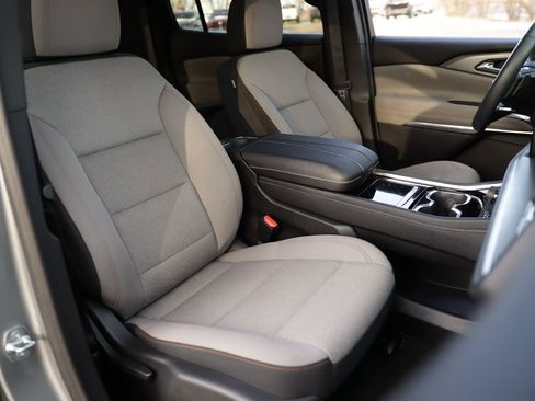 Used 2024 Chevrolet Traverse LT w/ Trailering Package image 32