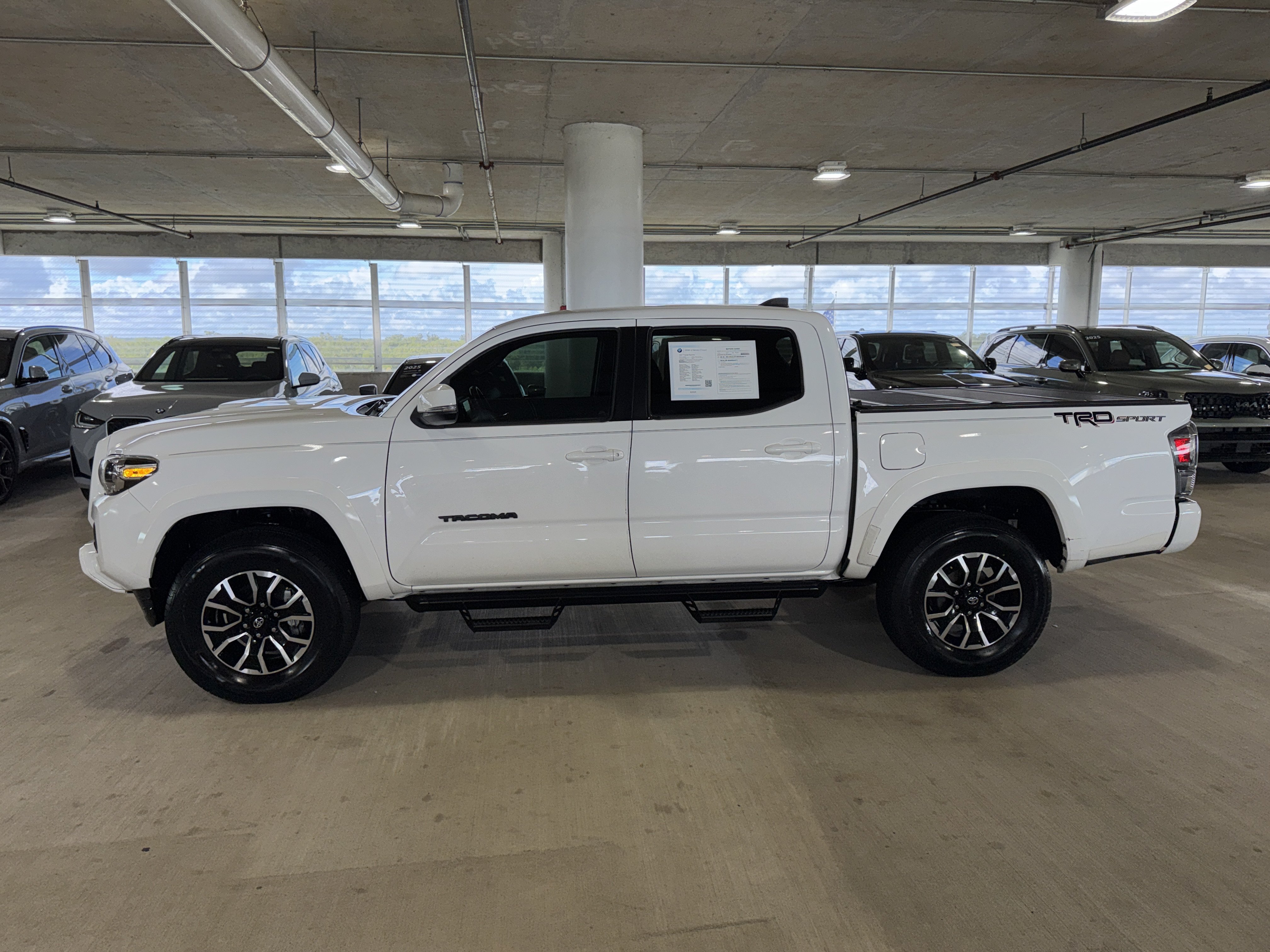 Used 2021 Toyota Tacoma TRD Sport RWD image 5