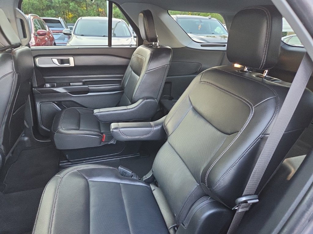 Used 2024 Ford Explorer Limited RWD image 31