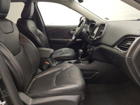 Used 2020 Jeep Cherokee Limited FWD image 21