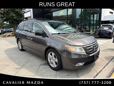 Used 2011 Honda Odyssey Touring image 1