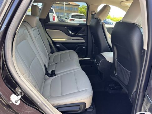 Used 2025 Lincoln Corsair FWD image 23