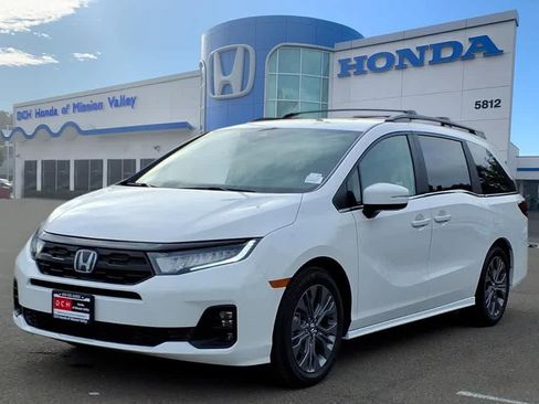 New 2026 Honda Odyssey Touring image 1